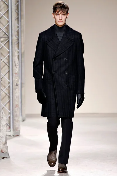Look 34